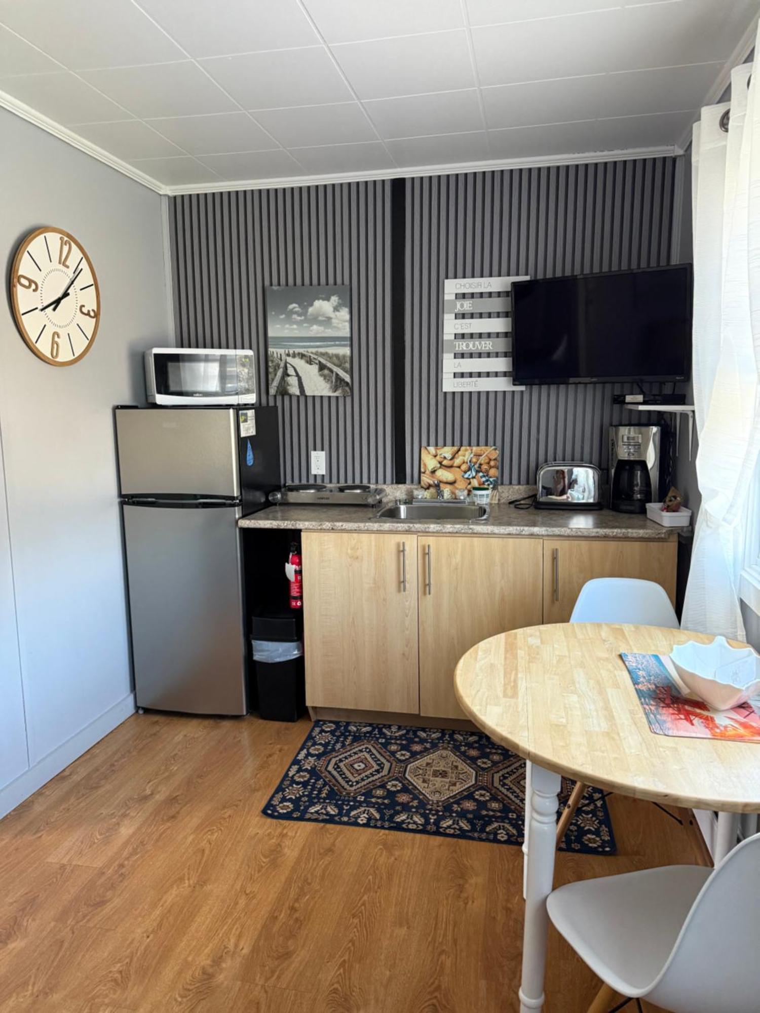 Motel Le Repos Perce Eksteriør bilde
