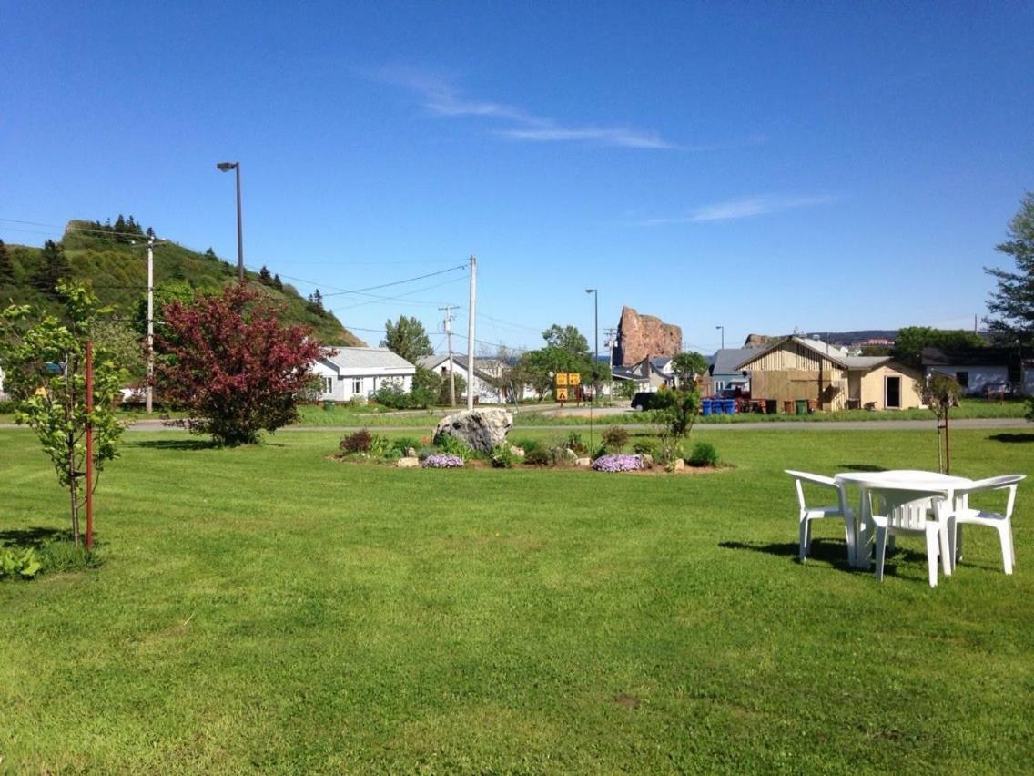 Motel Le Repos Perce Eksteriør bilde